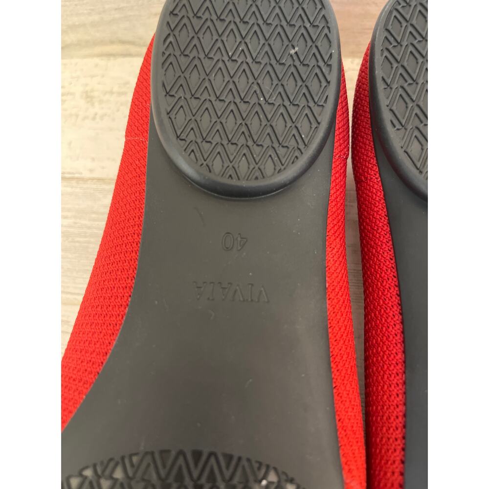 Knot-Front Pointed Knit Ballet Flats in Red - Picture 9 of 9